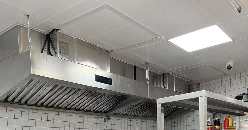 解決廚房油煙問題，油煙凈化器故障排除指南